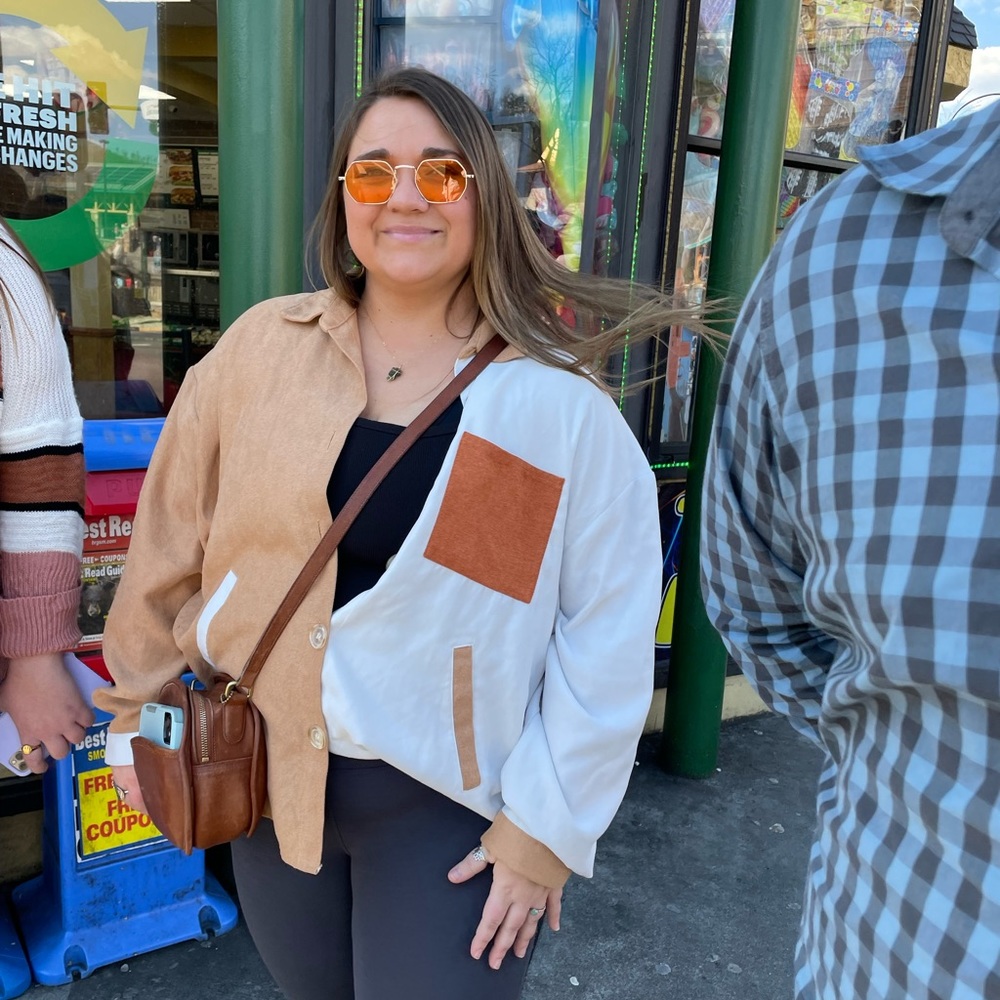 Meet your Posher, Sidney